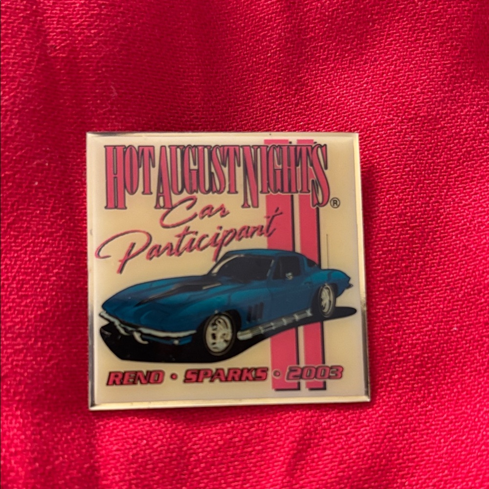 Car Participant Pin 2003 - Red and Blue